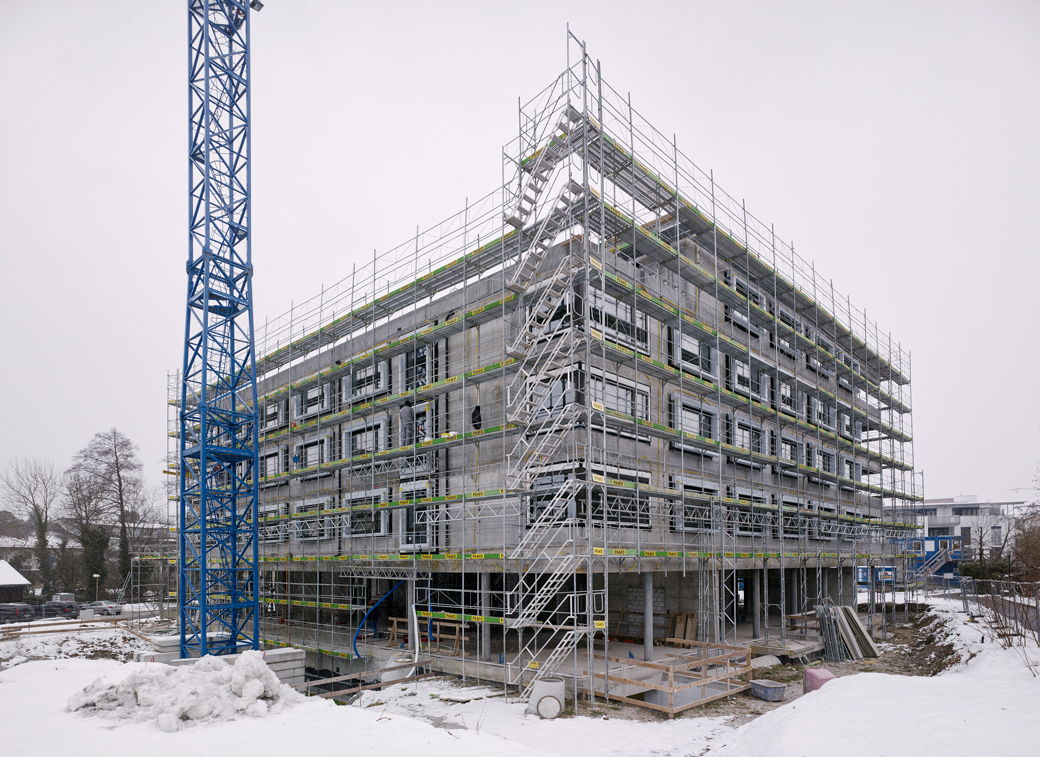 E15541 Alpa 049237p SCREEN